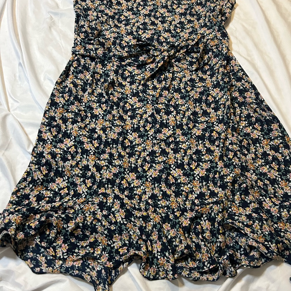 Max Studio Floral Print Ruffle Sleeve Tie Waist Dress Navy Pink Size 1X. NWOT - Picture 5 of 14